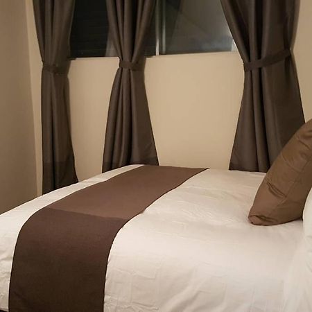 2-Bedroom Apartment Sweet #5 By Amazing Property Rentals Гатино Екстериор снимка